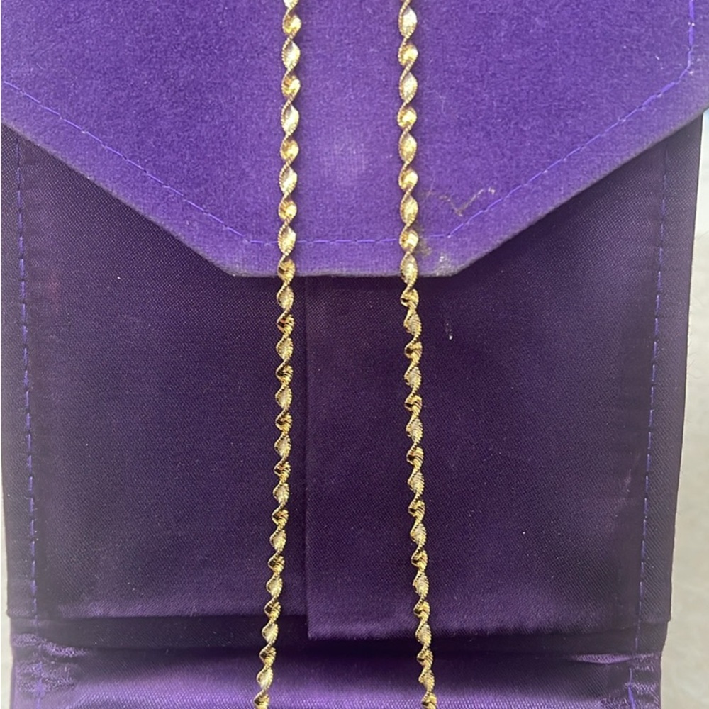 Sterling silver 925 gold colored chain necklace 17 3/4” long